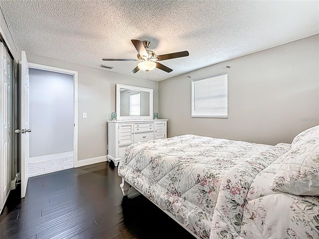 2449 66TH AVENUE S, St Petersburg, FL 33712