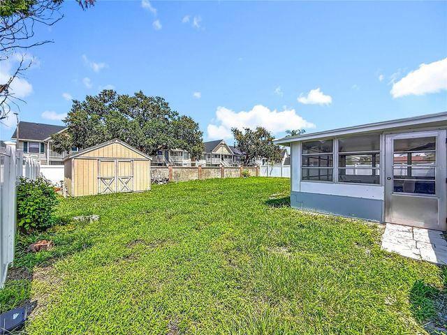 2449 66TH AVENUE S, St Petersburg, FL 33712