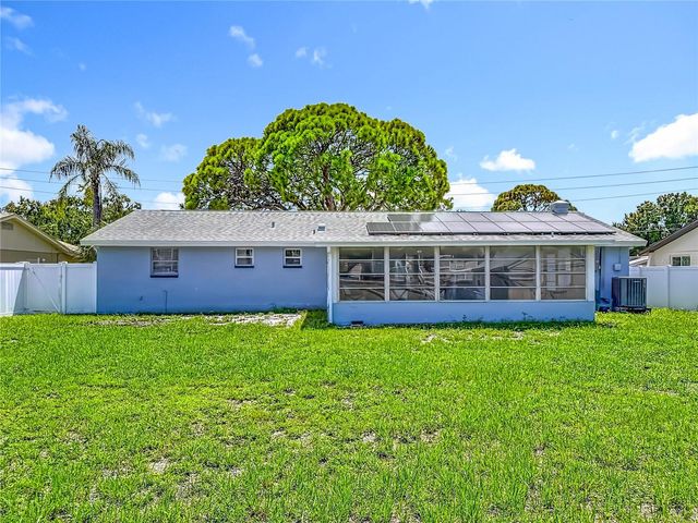 2449 66TH AVENUE S, St Petersburg, FL 33712