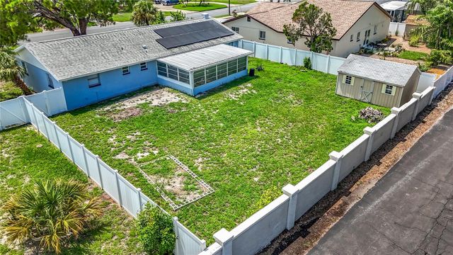 2449 66TH AVENUE S, St Petersburg, FL 33712
