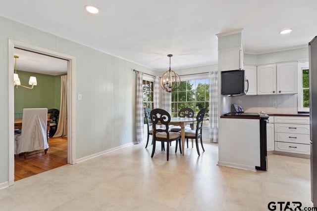 2830 S Cameron Ave, Tyler, TX 75701