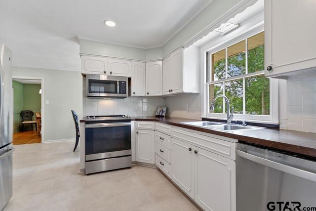 2830 S Cameron Ave, Tyler, TX 75701