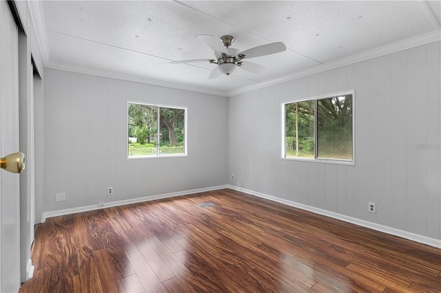 302 IVANHOE CIRCLE, Lady Lake, FL 32159