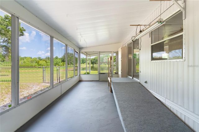 302 IVANHOE CIRCLE, Lady Lake, FL 32159