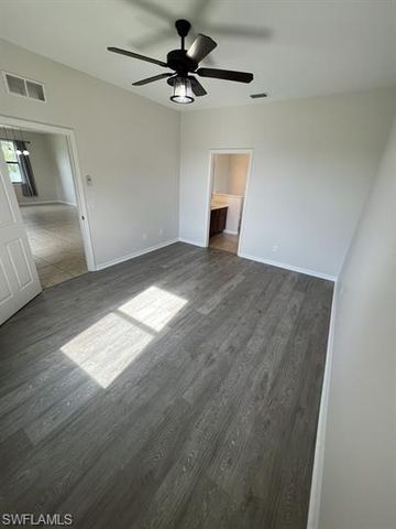 511 NE 19th PL, Cape Coral, FL 33909