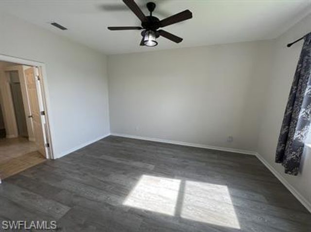 511 NE 19th PL, Cape Coral, FL 33909