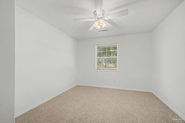 204 Nandina Rd, Gulf Breeze, FL 32561