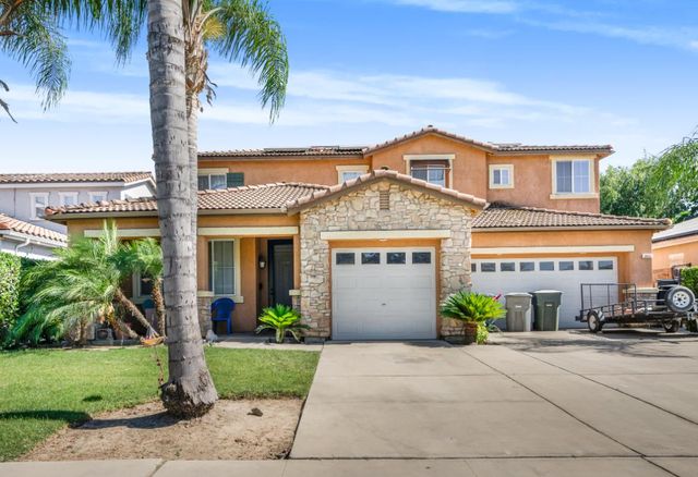 2835 Myrtle Avenue, Sanger, CA 93657