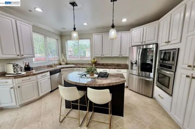 1284 Riesling Cir, Livermore, CA 94550