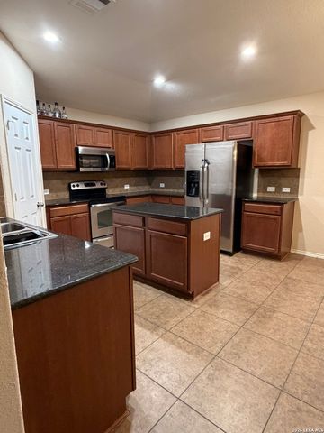 647 Tom Kemp, New Braunfels, TX 78130