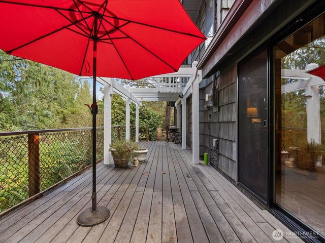 11202 204th Avenue NE, Redmond, WA 98053