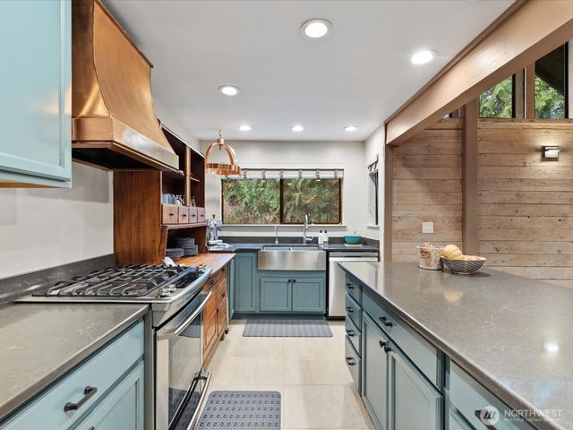 11202 204th Avenue NE, Redmond, WA 98053