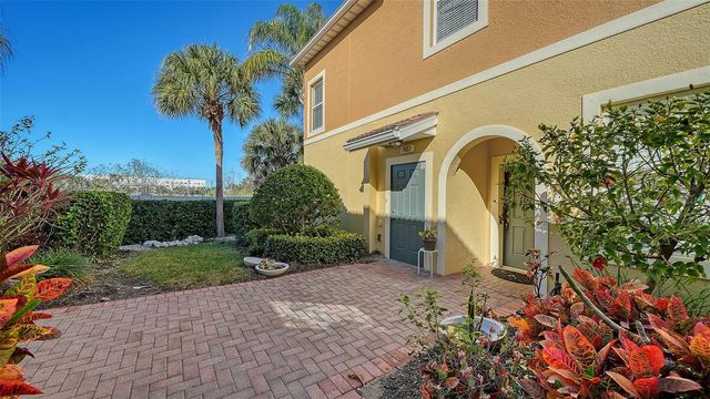 7983 LIMESTONE LANE 14-201, Sarasota, FL 34233