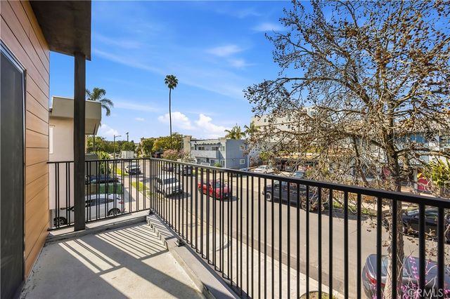 10156 Regent, Los Angeles, CA 90034