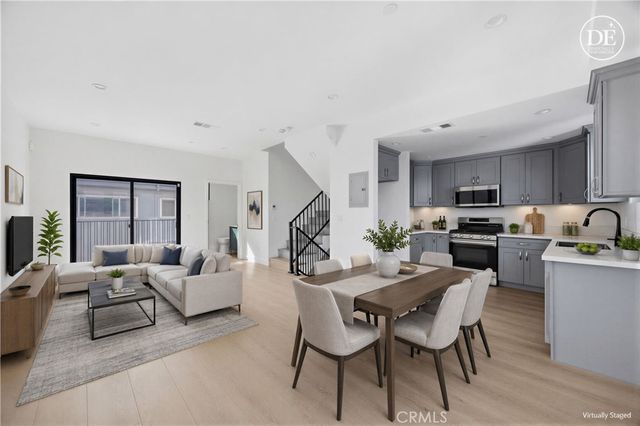 10156 Regent, Los Angeles, CA 90034