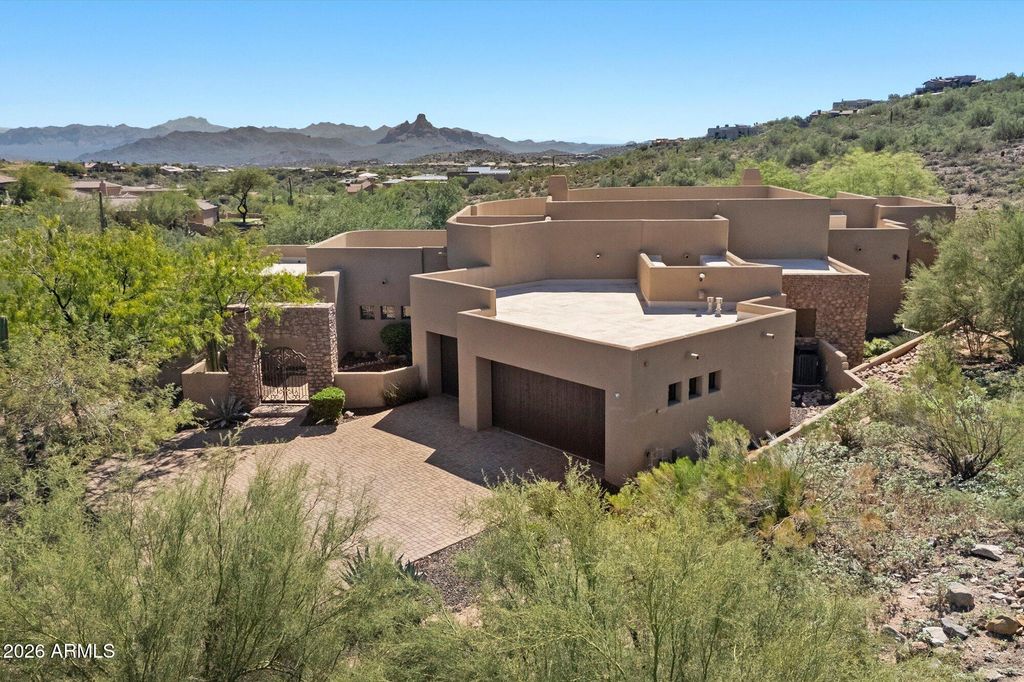 14819 E PARADISE Drive, Fountain Hills, AZ 85268 — exterior