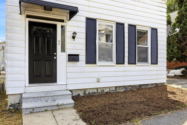 46 Arlington St, Lowell, MA 01854