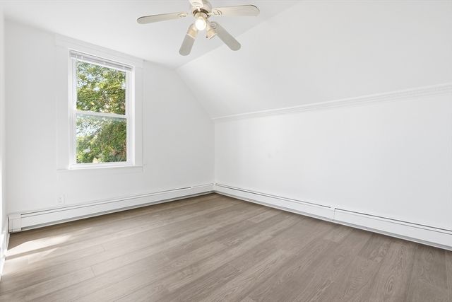 46 Arlington St, Lowell, MA 01854