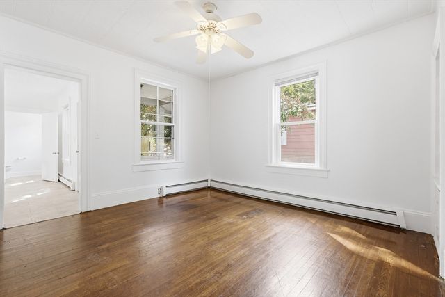46 Arlington St, Lowell, MA 01854