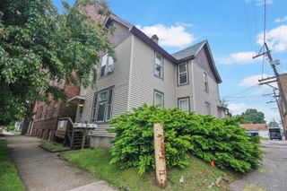 708 Perry Street, La Porte, IN 46350