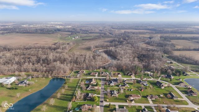 8260 Henderson Ridge Drive, Mooresville, IN 46158