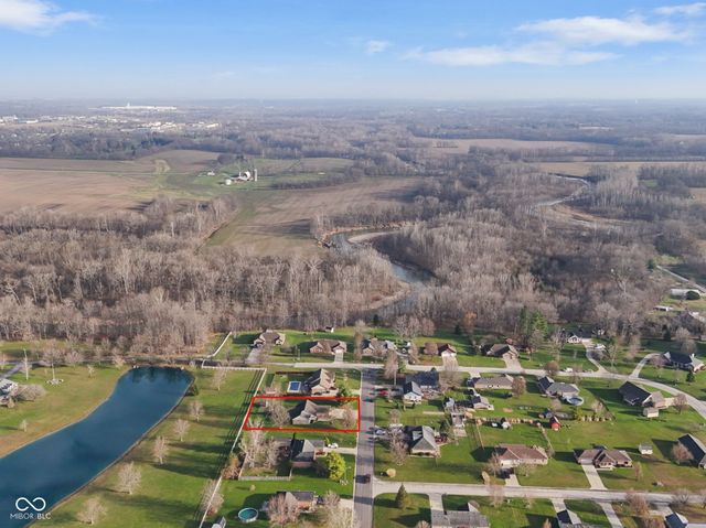 8260 Henderson Ridge Drive, Mooresville, IN 46158