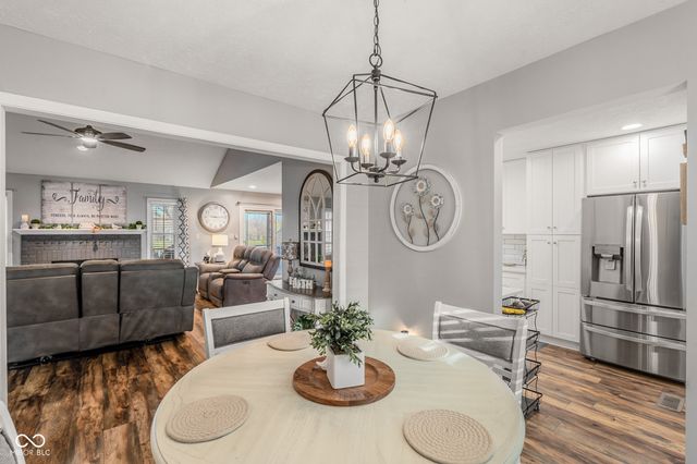 8260 Henderson Ridge Drive, Mooresville, IN 46158