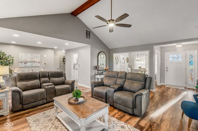 8260 Henderson Ridge Drive, Mooresville, IN 46158