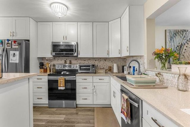 10110 Cedar Point Boulevard 203, Boynton Beach, FL 33437