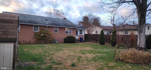 1216 COMMONWEALTH AVE, Front Royal, VA 22630