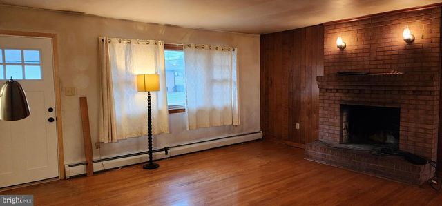 1216 COMMONWEALTH AVE, Front Royal, VA 22630