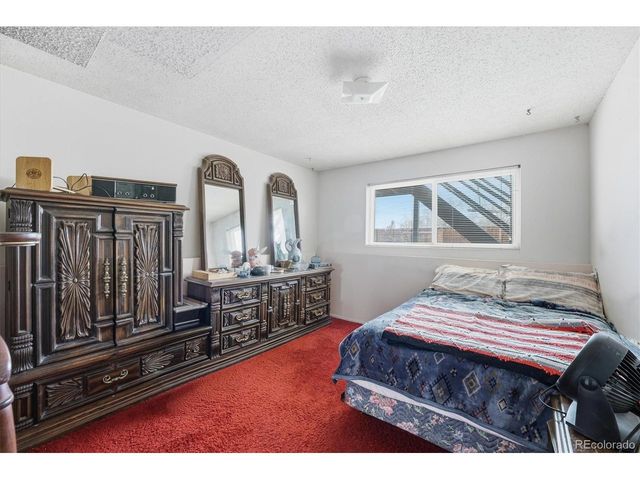 3227 S Hoyt Way, Lakewood, CO 80227