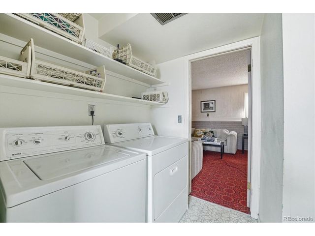 3227 S Hoyt Way, Lakewood, CO 80227