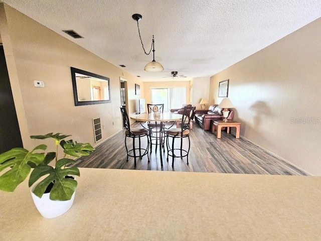 7700 92ND STREET 203, Seminole, FL 33777