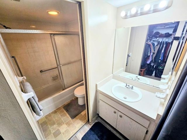 7700 92ND STREET 203, Seminole, FL 33777