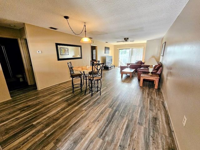 7700 92ND STREET 203, Seminole, FL 33777