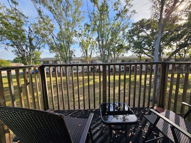 7700 92ND STREET 203, Seminole, FL 33777