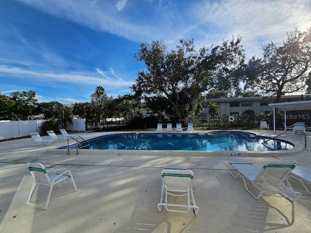 7700 92ND STREET 203, Seminole, FL 33777