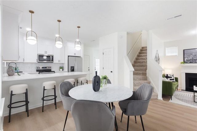 4565 Parkway Circle, Atlanta, GA 30349