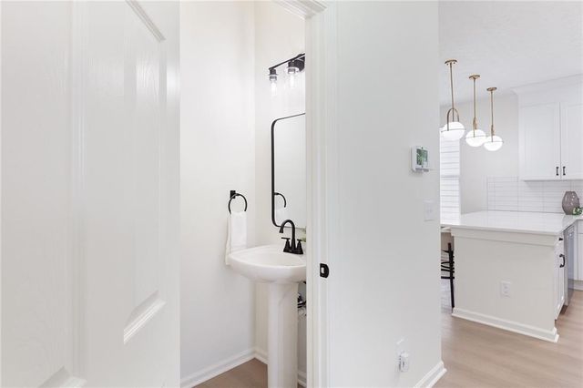 4565 Parkway Circle, Atlanta, GA 30349
