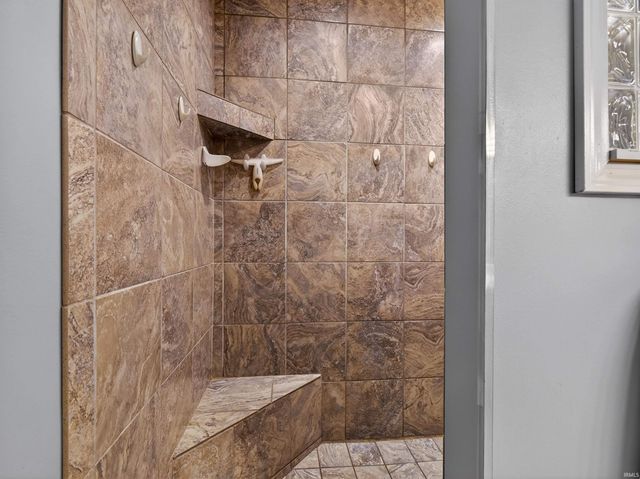 8917 Crosier Lane, Fort Wayne, IN 46825