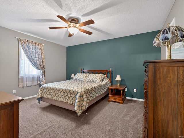 8917 Crosier Lane, Fort Wayne, IN 46825