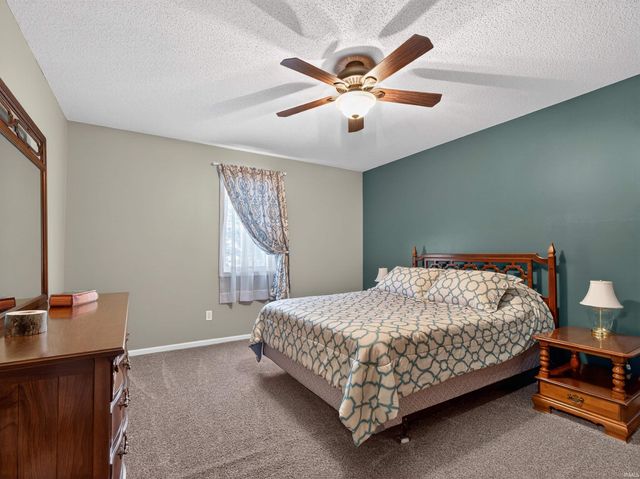 8917 Crosier Lane, Fort Wayne, IN 46825