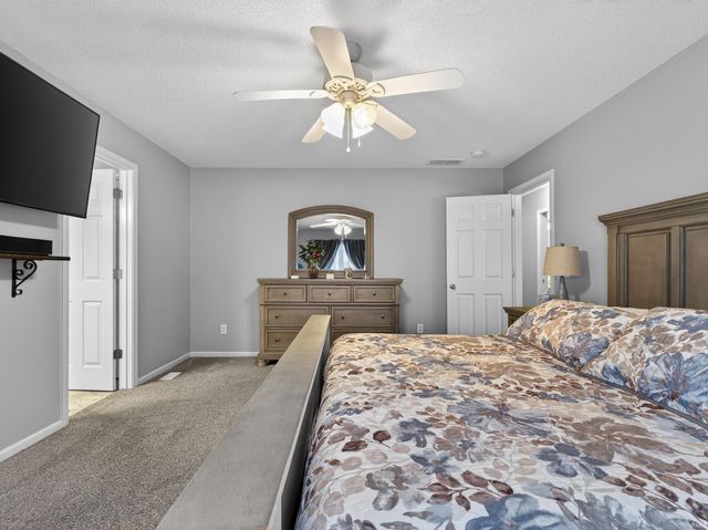 8917 Crosier Lane, Fort Wayne, IN 46825