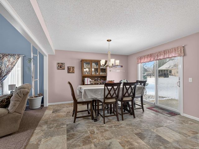 8917 Crosier Lane, Fort Wayne, IN 46825