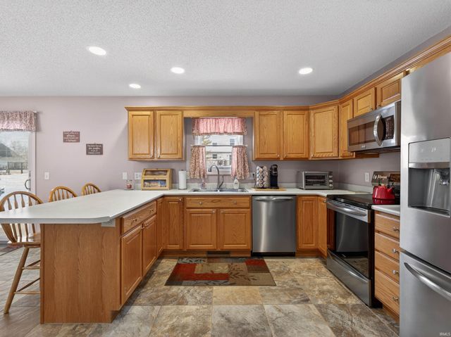 8917 Crosier Lane, Fort Wayne, IN 46825