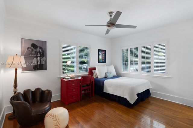 4190 Braganza Ave, Miami, FL 33133