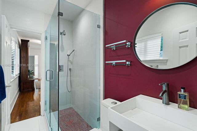 4190 Braganza Ave, Miami, FL 33133