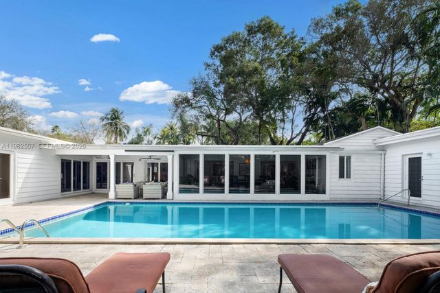 4190 Braganza Ave, Miami, FL 33133