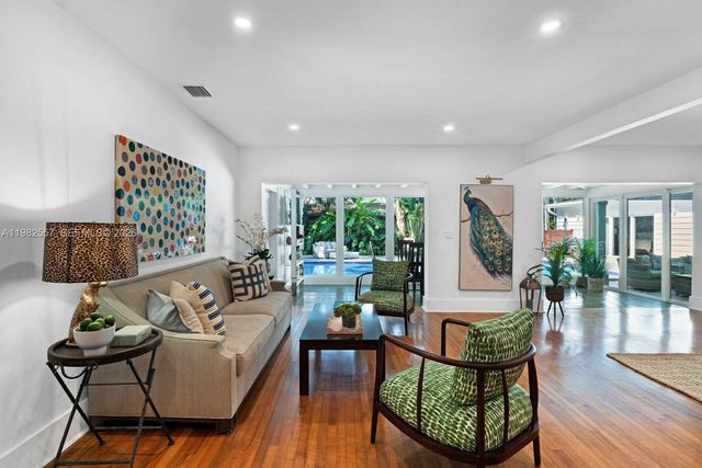 4190 Braganza Ave, Miami, FL 33133